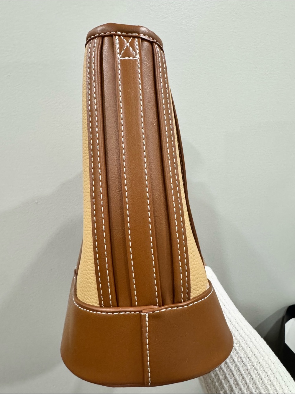Mystique Boutique Two-Tone Beige & Brown Crossbody Bag - Picture 4 of 10